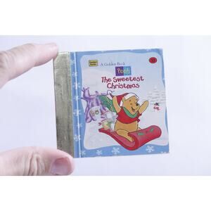 Pooh, The Sweetest Christmas, Ann Braybrooks, Illustrated by Josie Yee,
